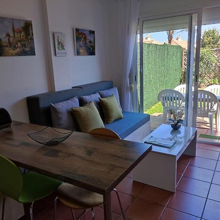 Appartamento Bonito Apartamento En Alcaidesa Con Piscina Esterno foto