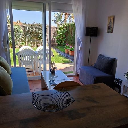 Appartamento Bonito Apartamento En Alcaidesa Con Piscina Esterno foto