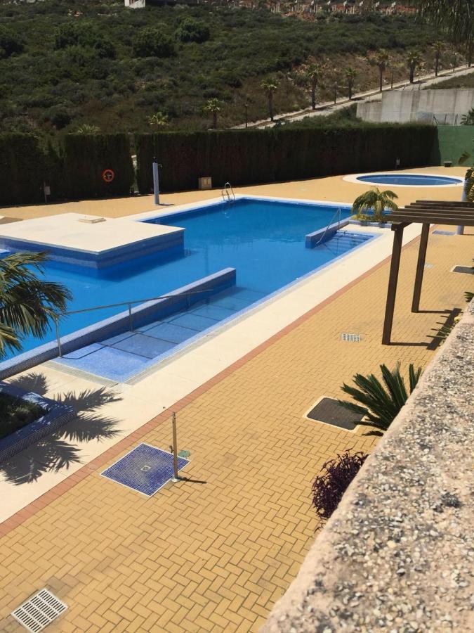 Appartamento Bonito Apartamento En Alcaidesa Con Piscina Esterno foto